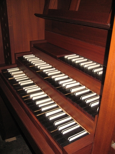 Organ console (4)